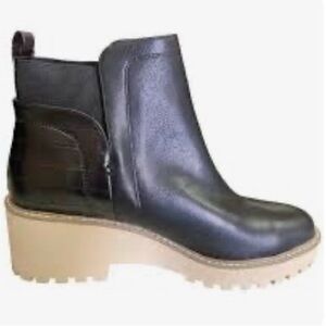 DV Dolce Vita Rielle black faux leather wedge lug sole Chelsea boot.